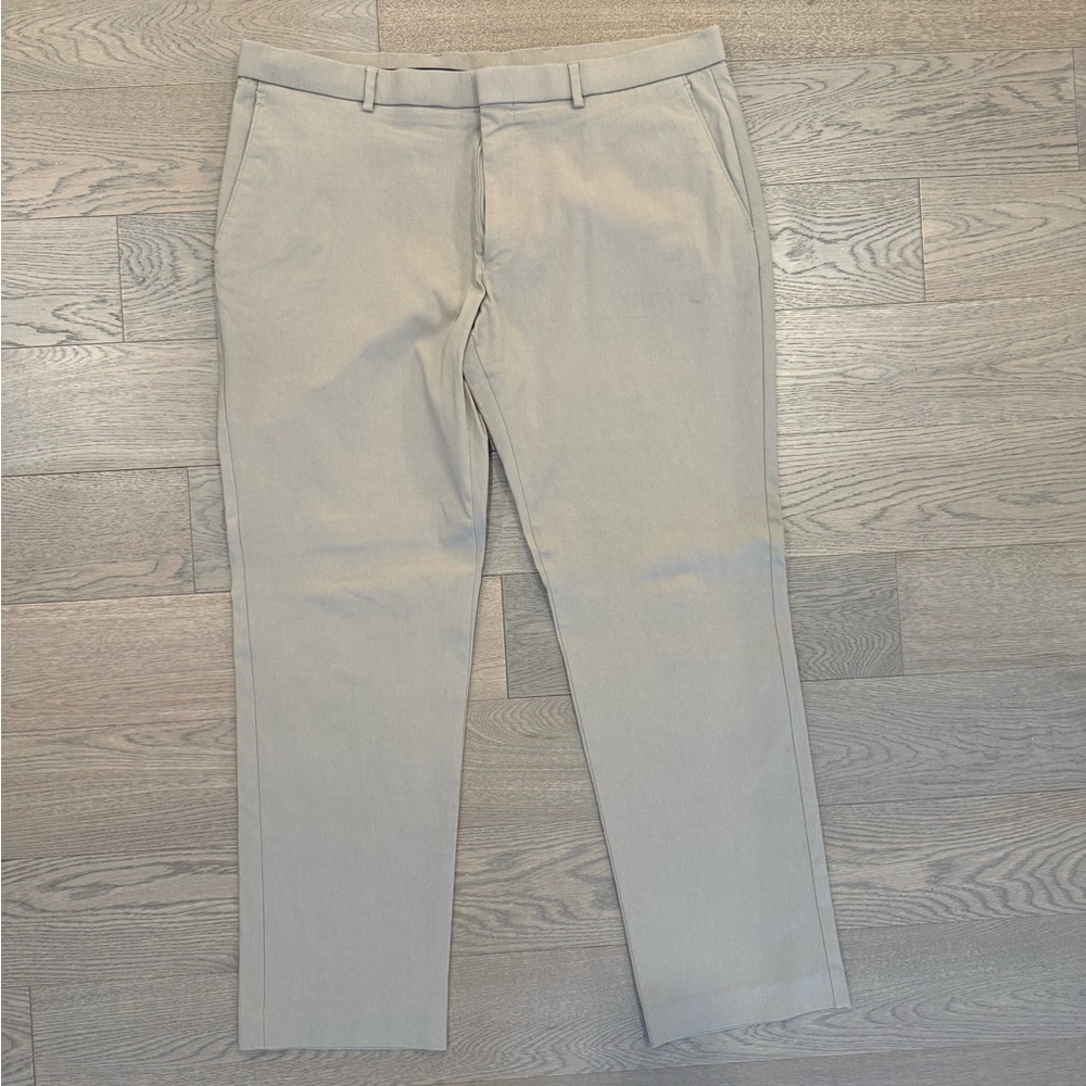 TOMMY HILFIGER Men's Modern-Fit TH Flex Stretch Solid Performance Pants